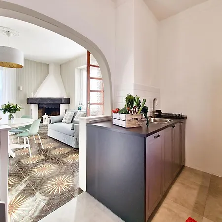 Panoramic Lakeview House Bellagio Holiday home *